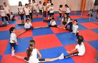 Geleceğin jimnastikçileri Şahinbey’de yetişiyor