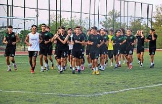 Genç horozlar lige iddialı hazırlanıyor