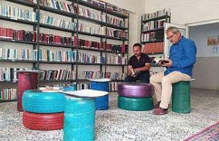 Geri dönüşüm kütüphanesine ilçe halkı yoğun...