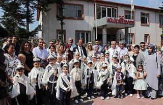 Gülüçlü çocuklar sünnet şöleninde doyasıya...