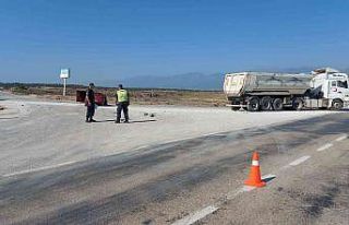Hatay’da tır ile çırpışan otomobilin sürücüsü...