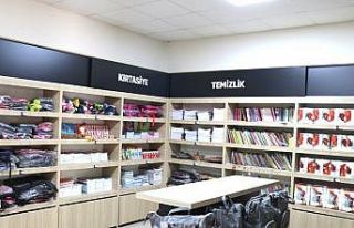 Hayır Çarşısı ihtiyaç sahiplerinin yanında...