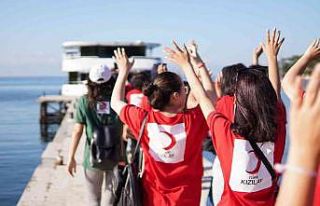 Heybeliada, yetim çocuklara kucak açtı