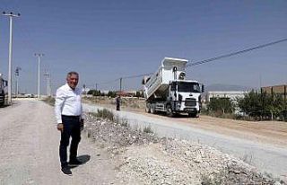 Honaz’da yol çalışmaları aralıksız sürüyor