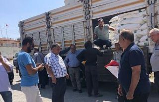 Iğdır’da arı besleme şekeri dağıtımı yapıldı