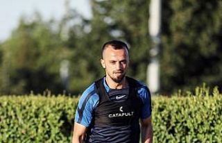 İlhan Parlak: “Beşiktaş’ı yenmeye gideceğiz”