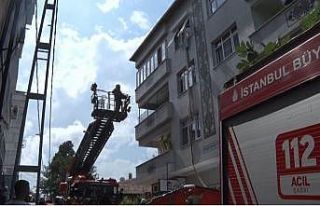 İstanbul’da film gibi olay: Bez parçalarını...