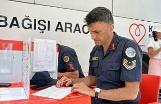 Jandarma ekipleri kan verdi