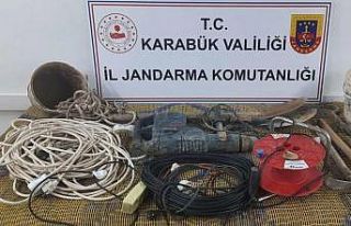 Kaçak kazı yapan 3 şüpheli yakalandı