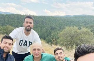 Kanser tedavisi gören gazeteci genci arkadaşları...