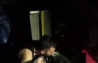 Kanyonda mahsur kalan genci itfaiye kurtardı