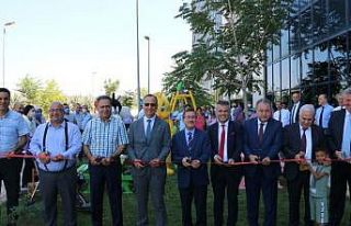 Karaciğer Nakli Enstitüsüne toplantı salonu ve...