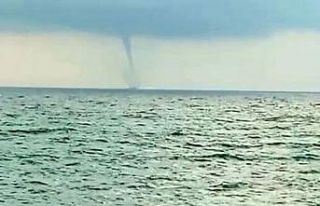 Karadeniz’de korkutan hortum böyle görüntülendi