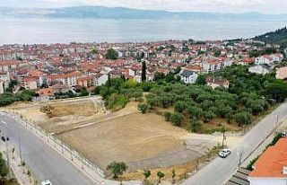 Karamürsel Millet Bahçesinde çalışmalar devam...