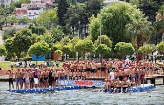 Karamürsel’de kulaçlar milli takım için atıldı