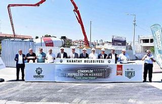 Karatay’da Çimenlik Kapalı Spor Merkezi’nin...