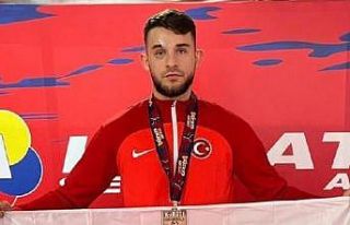 Karatede Milli gurur