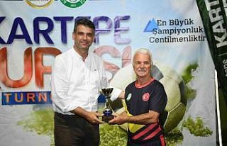 Kartepe’de kupalar sahiplerini buldu