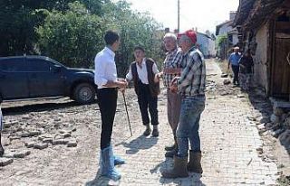 Kaymakam Okumuş, selden zarar gören Kırık ve Muratlı...