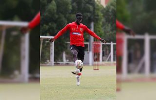 Kayserispor’da Kemen sakatlandı