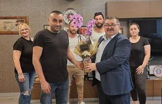 Kent Konseyi Başkanı Dilber, yardım gönüllülerini...