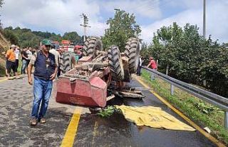 Kepçe takla attı, sürücüyü itfaiye kurtardı