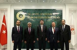 Kilis heyeti Bakan Kurum’la bir araya geldi