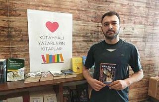 Kitapçıda ’Kütahyalı yazarlar’ rafı