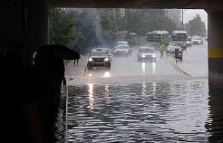 Kocaeli’yi sağanak vurdu