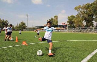 Kocaispir: "Çocuklarımızı geleceğe hazırlıyoruz"