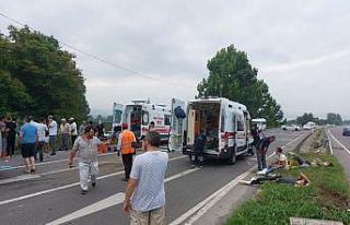 Kontrolden çıkan işçi minibüsü devrildi: 5 yaralı