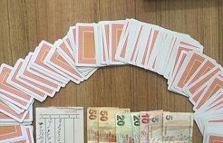 Kumar oynayan 8 kişiye 14 bin TL ceza