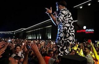 KUMSmall AVM’den 125 bin kişilik rekor Sefo Konseri