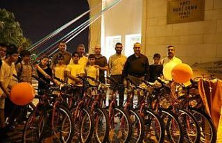 Kur’an Kursuna geldiler, dron, scooter ve bisiklet...