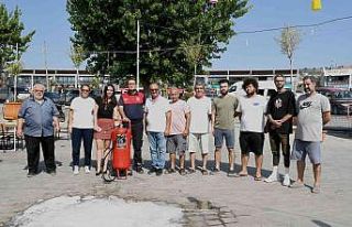 Kuşadası Nazilli Halk Pazar’ında yangın söndürme...