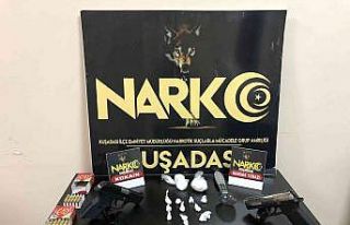 Kuşadası’ndaki operasyonda uyuşturucu madde ve...