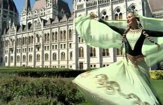 Macaristan Parlamentosu "Büyük Kurultay"...