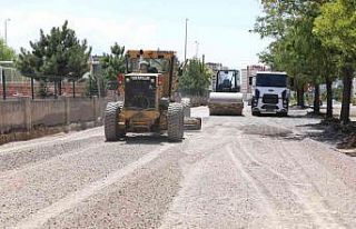 Melikgazi, asfalt yenileme çalışmaları ile daha...
