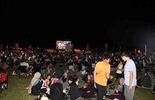 Melikgazi Belediyesi her hafta farklı filmlerle sinemaseverleri...