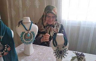 Mersin’de iğne oyaları görücüye çıkıyor