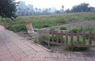 Mezitli’de köpek gezdirme alanına saldırı yapıldı