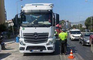 Milas’ta yük taşıyan araçlar denetleniyor