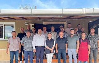 Milletvekili Zeybek: "Yalan bulmak için değil,...