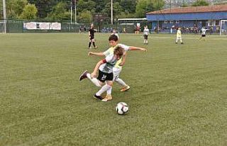 Minikler Futbol Turnuvası başladı
