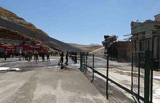 Muş’ta Alparslan-1 HES’te çıkan yangın kontrol...