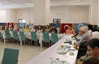 NEÜ, Bosna Hersekli öğrencileri ‘Yaz Okulu’...