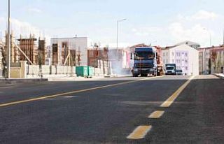 Nevşehir’de mahalle ve sokaklarda yol çizgi çalışması...