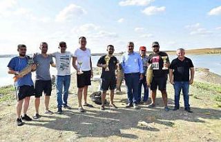 Oltayla 5 kilo 800 gramlık balık yakaladı