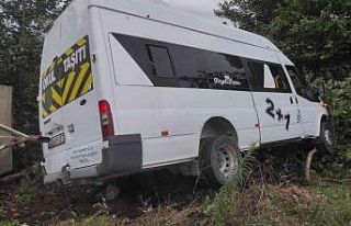 Ordu’da fındık işçilerini taşıyan minibüs...