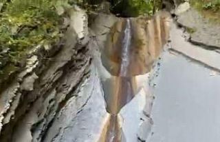 Orman yolu açıldı, şelaleler gün yüzüne çıktı